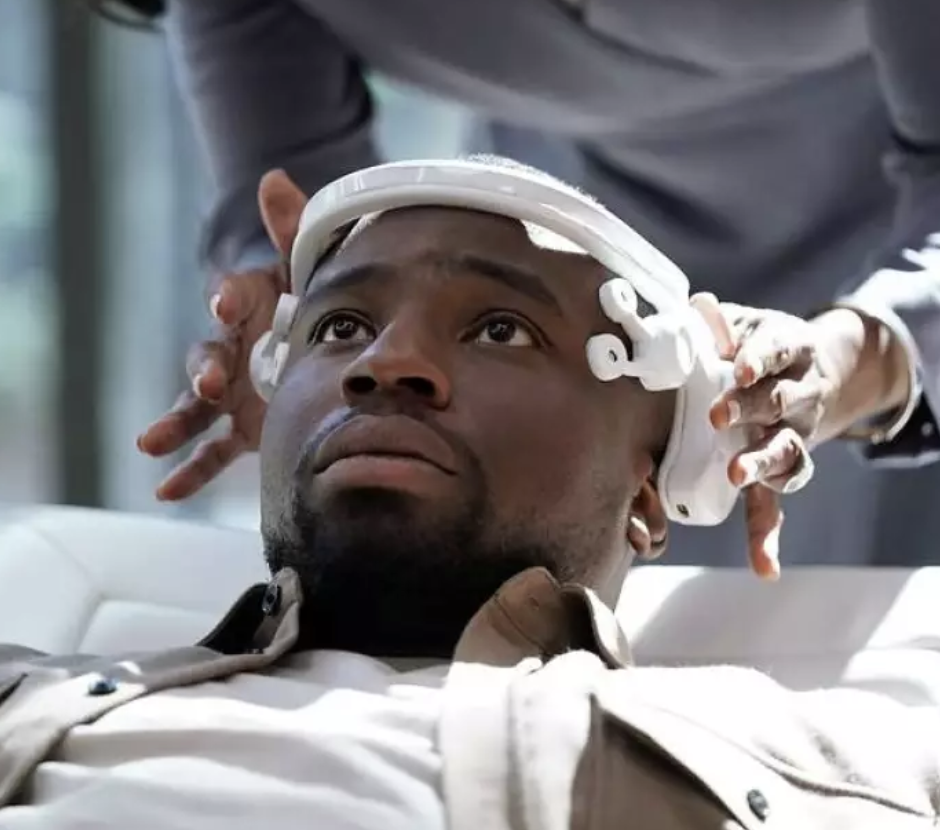 With the must-watch ‘Demascus,’ Tubi rescues a reality-bending comedy